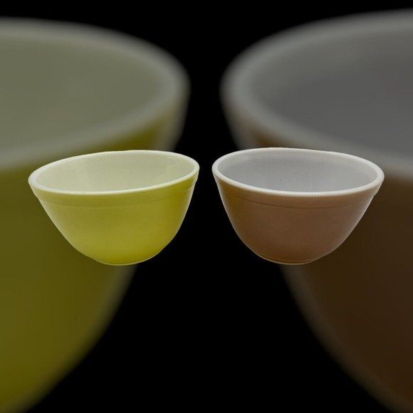 PYREX MCM Nesting Mixing Bowls Harvest 401 B-26 and yellow 401 1.5 QT Vintage - Picture 4 of 16
